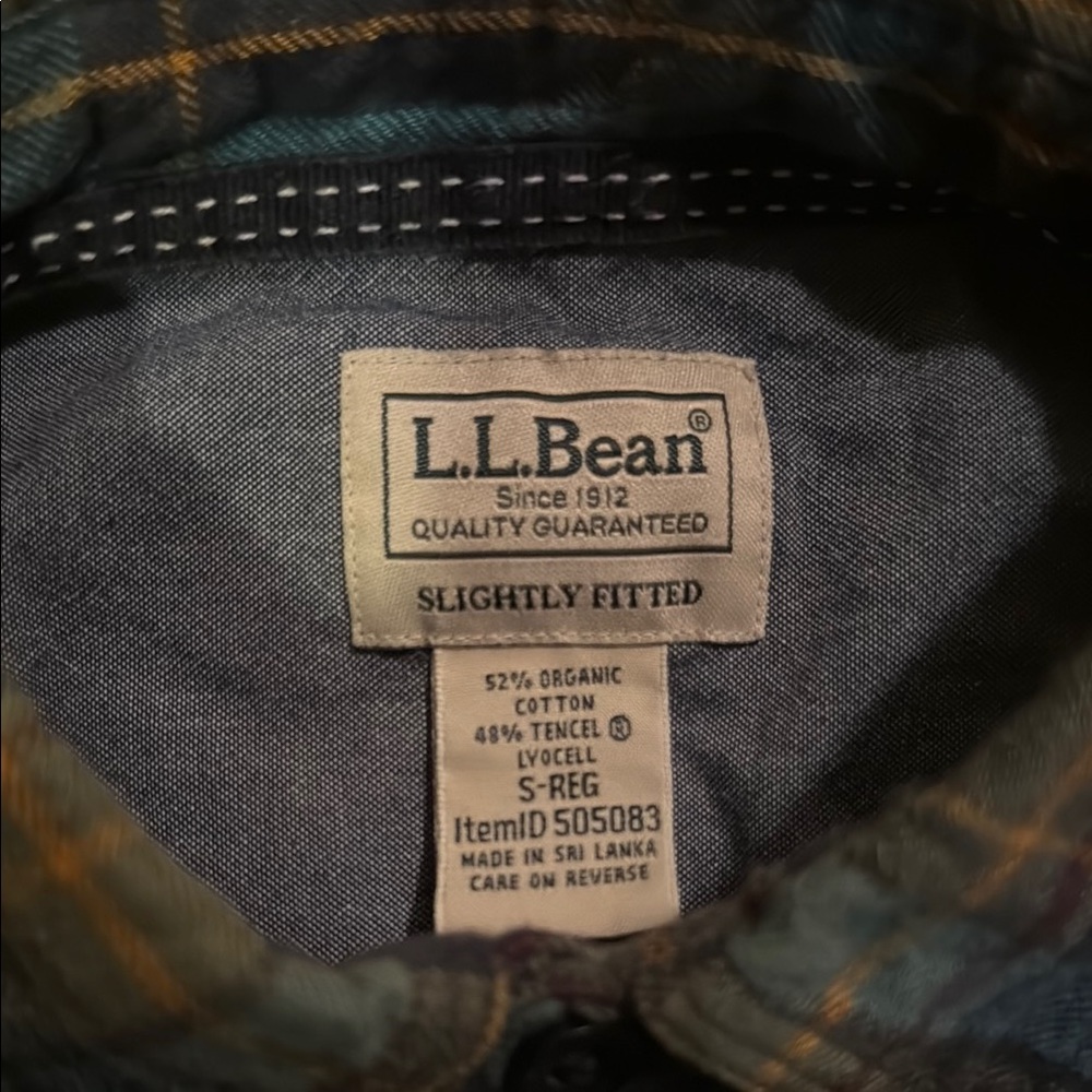 L.L. Bean Blue and Green Casual Button Down Shirt - Picture 3 of 4